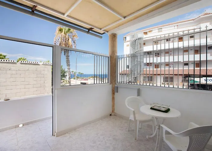 Apartment Estudio 2 *