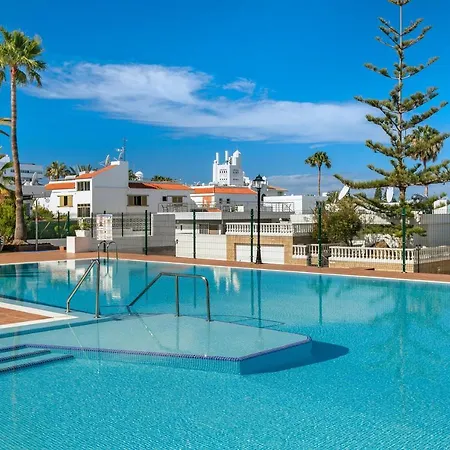 Estudio 2 Адехе